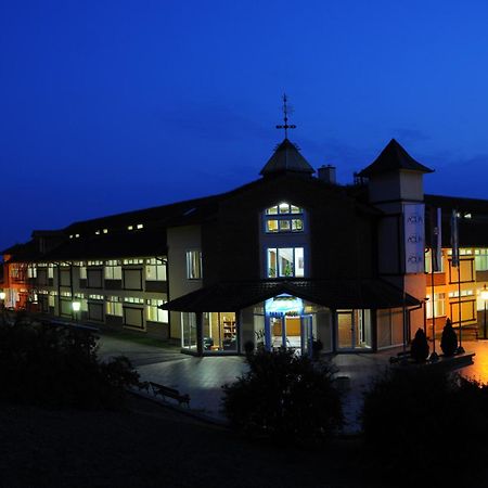 Hotel Aqua Panon Kanjiža Zewnętrze zdjęcie